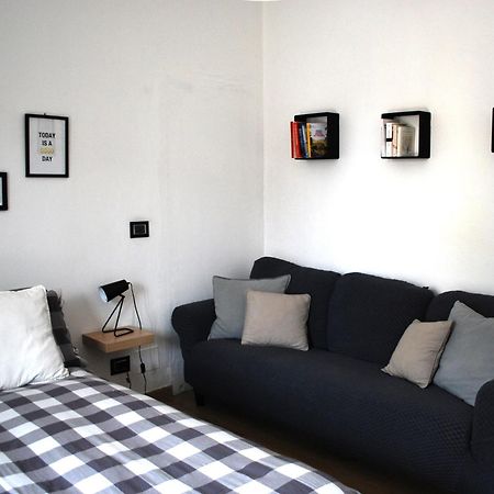 Le Stanze Di Alicam Bed & Breakfast Arona Bagian luar foto